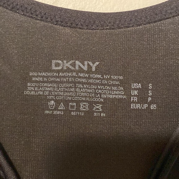 DKNY Fusion Plunging Shaper Slip Black Shapewear Small - Picture 6 of 7